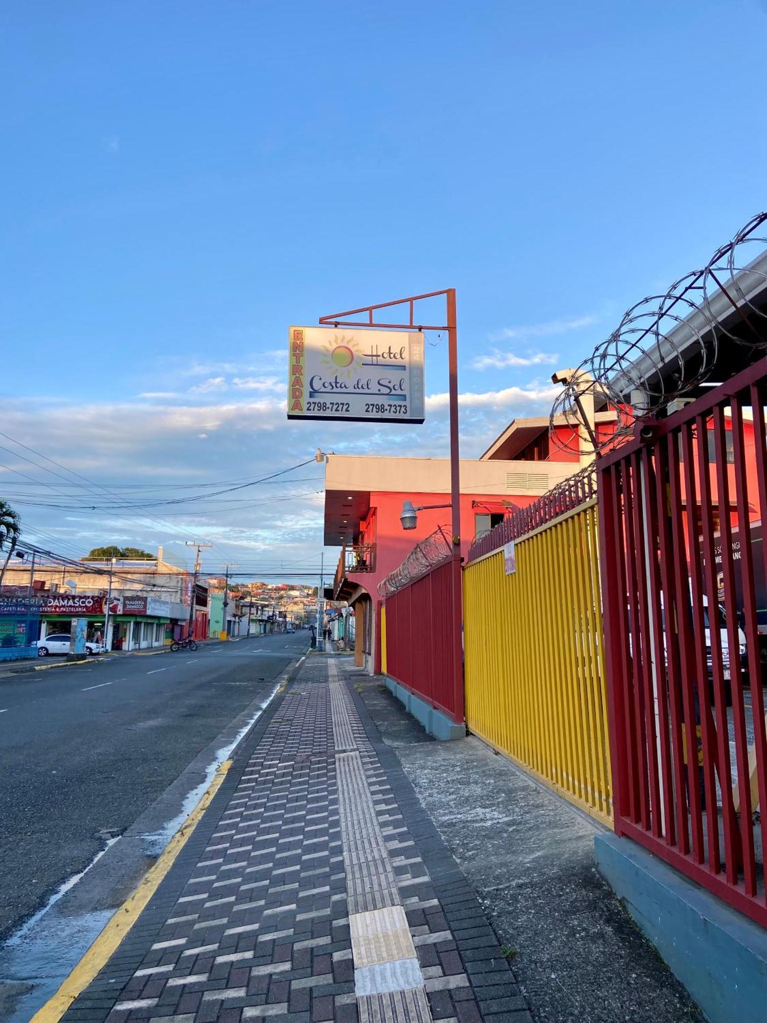 Hotel Costa Del Sol Puerto Limon Buitenkant foto