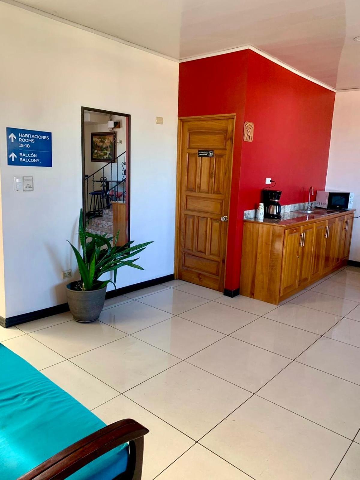 Hotel Costa Del Sol Puerto Limon Buitenkant foto