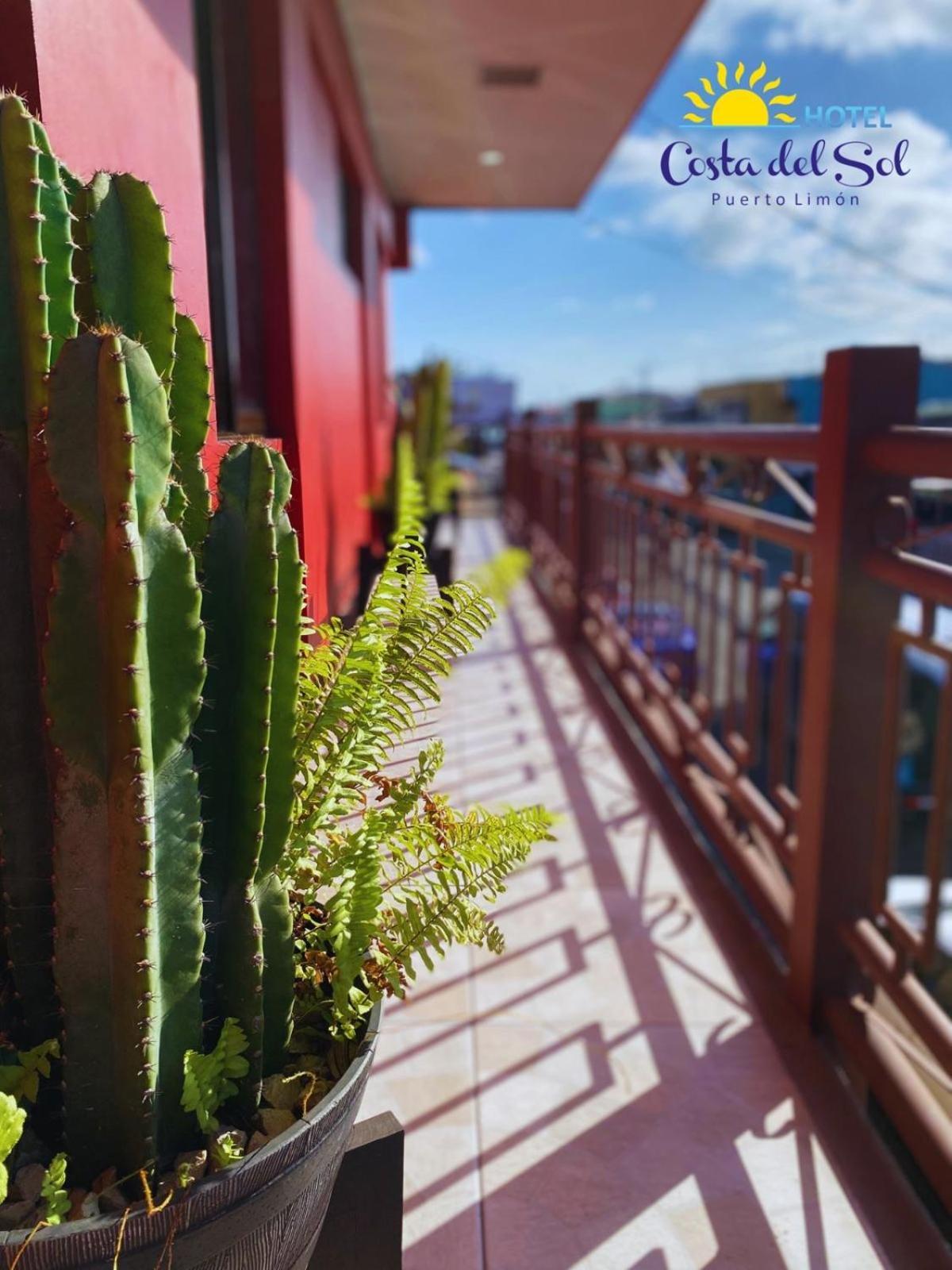 Hotel Costa Del Sol Puerto Limon Buitenkant foto