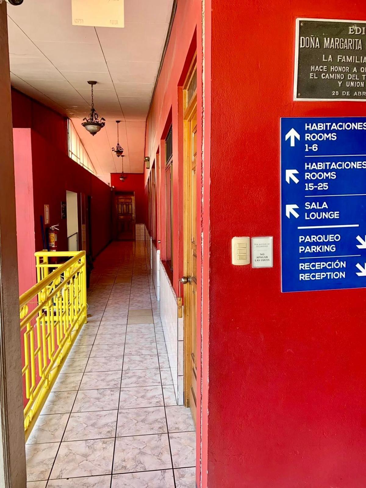 Hotel Costa Del Sol Puerto Limon Buitenkant foto