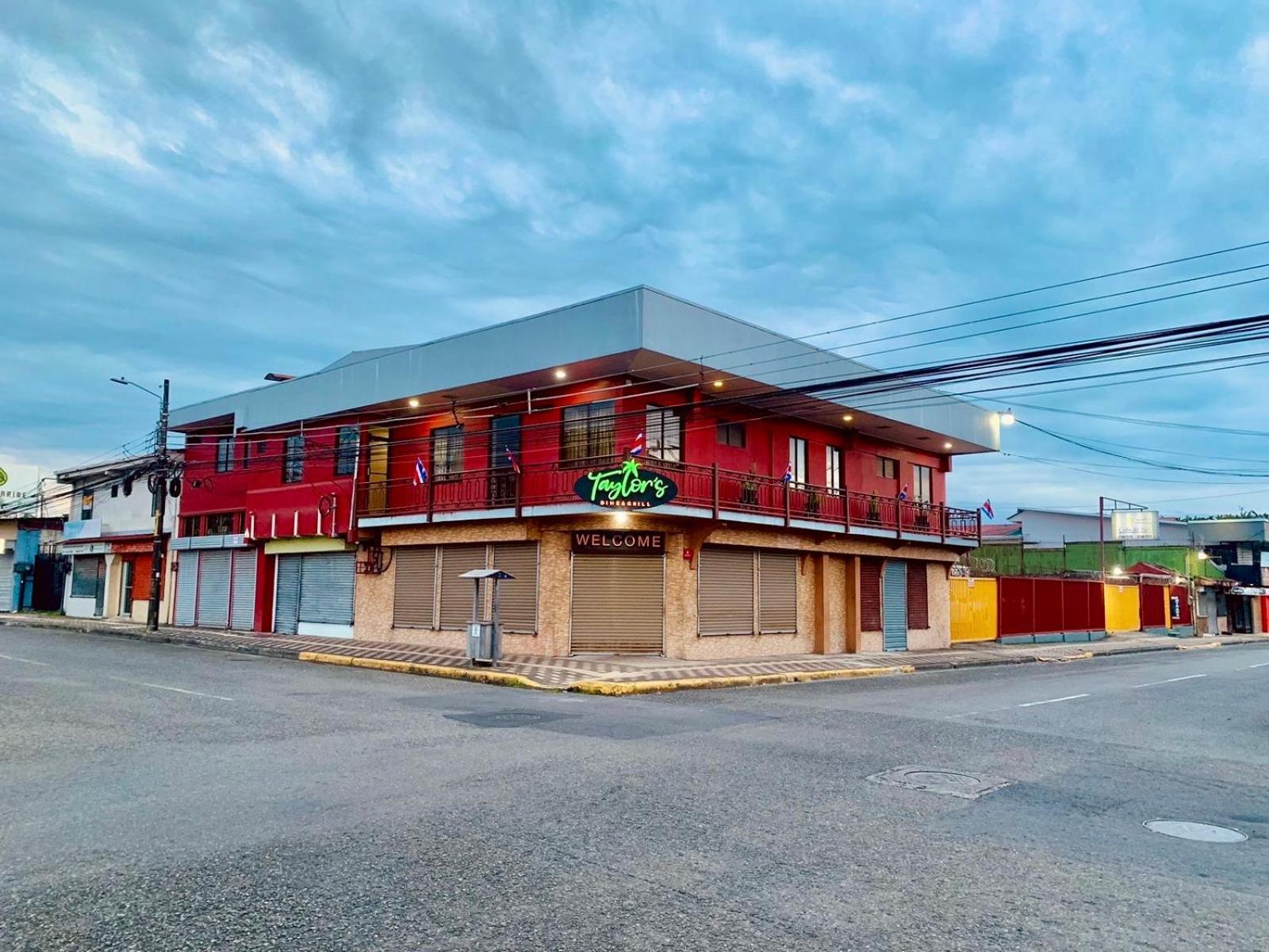 Hotel Costa Del Sol Puerto Limon Buitenkant foto